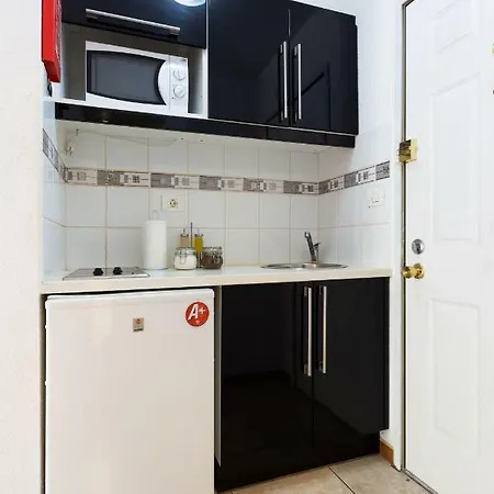 Nice With Heated Pool Apartment *